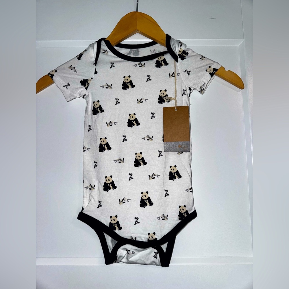 ⭐️NWT⭐️Kyte BABY White and Black Panda Bodysuit